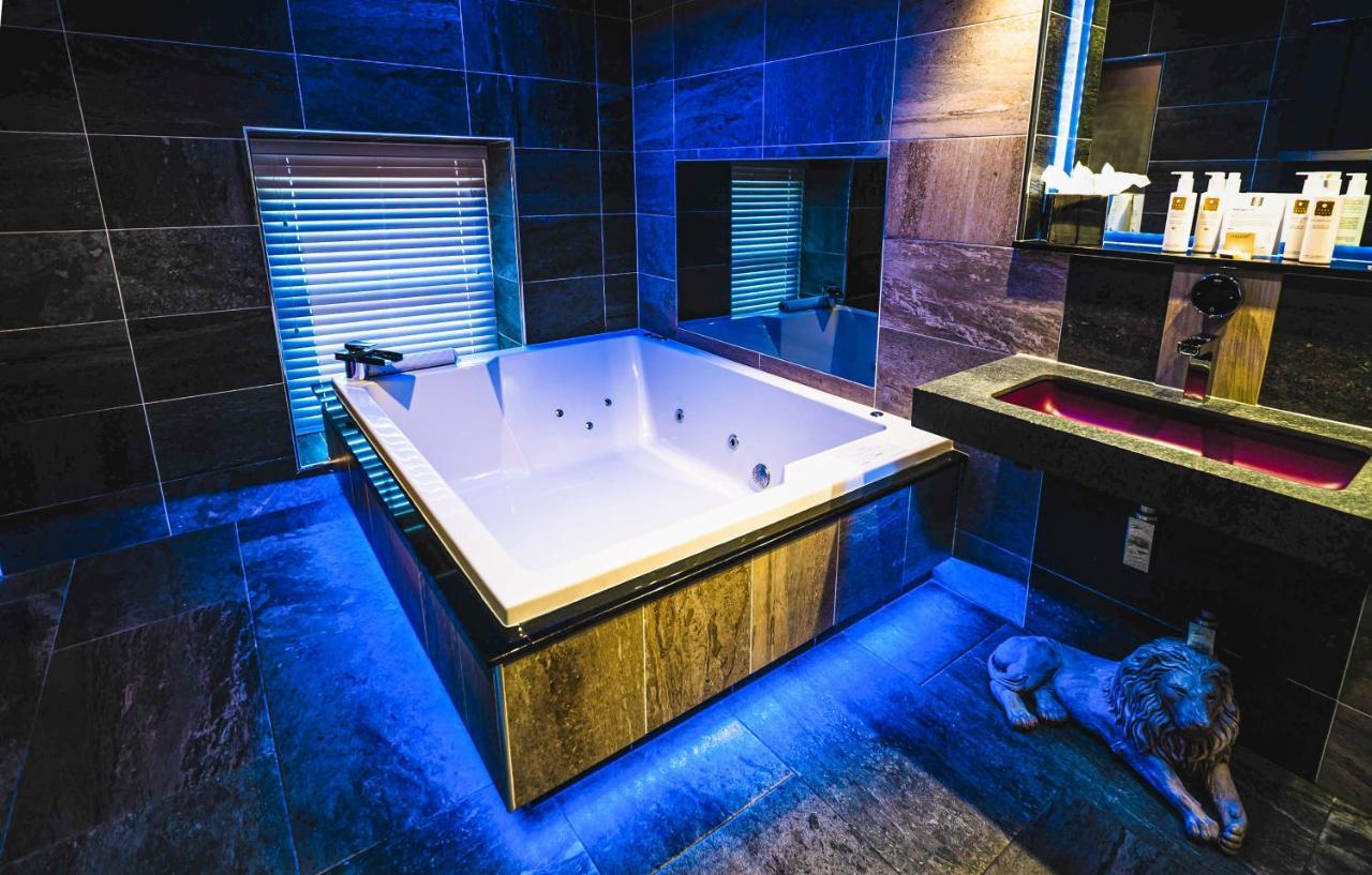 Church Suites By The Cranleigh Boutique Боунесс-он-Віндермір Екстер'єр фото