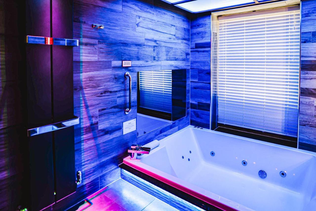 Church Suites By The Cranleigh Boutique Боунесс-он-Віндермір Екстер'єр фото